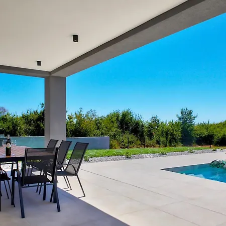 Villa Borina - House In A Quiet Location By Istrabook Marčana