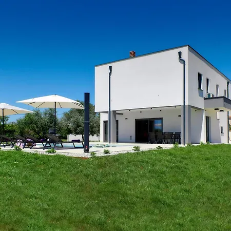 Villa Borina - House In A Quiet Location By Istrabook *