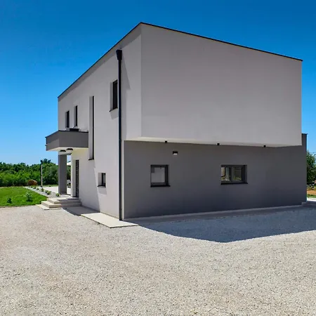 Villa Borina - House In A Quiet Location By Istrabook Marčana