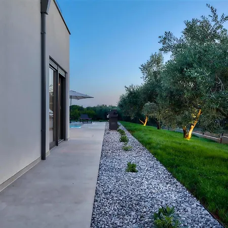 Villa Borina - House In A Quiet Location By Istrabook *